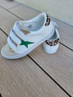 Alternative view of Baskets étoile verte