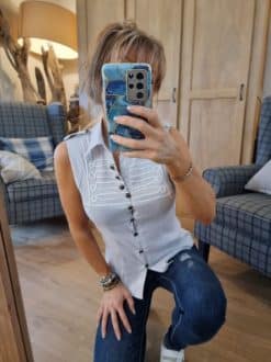 Chemise sans manche brodée