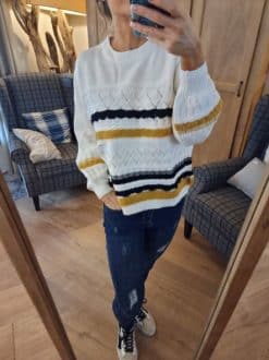 Pull blanc rayƩ noir et moutarde - Image 4