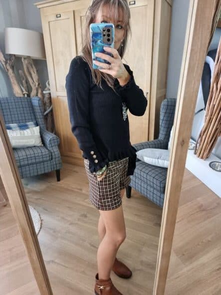 Short Nawel BRUN