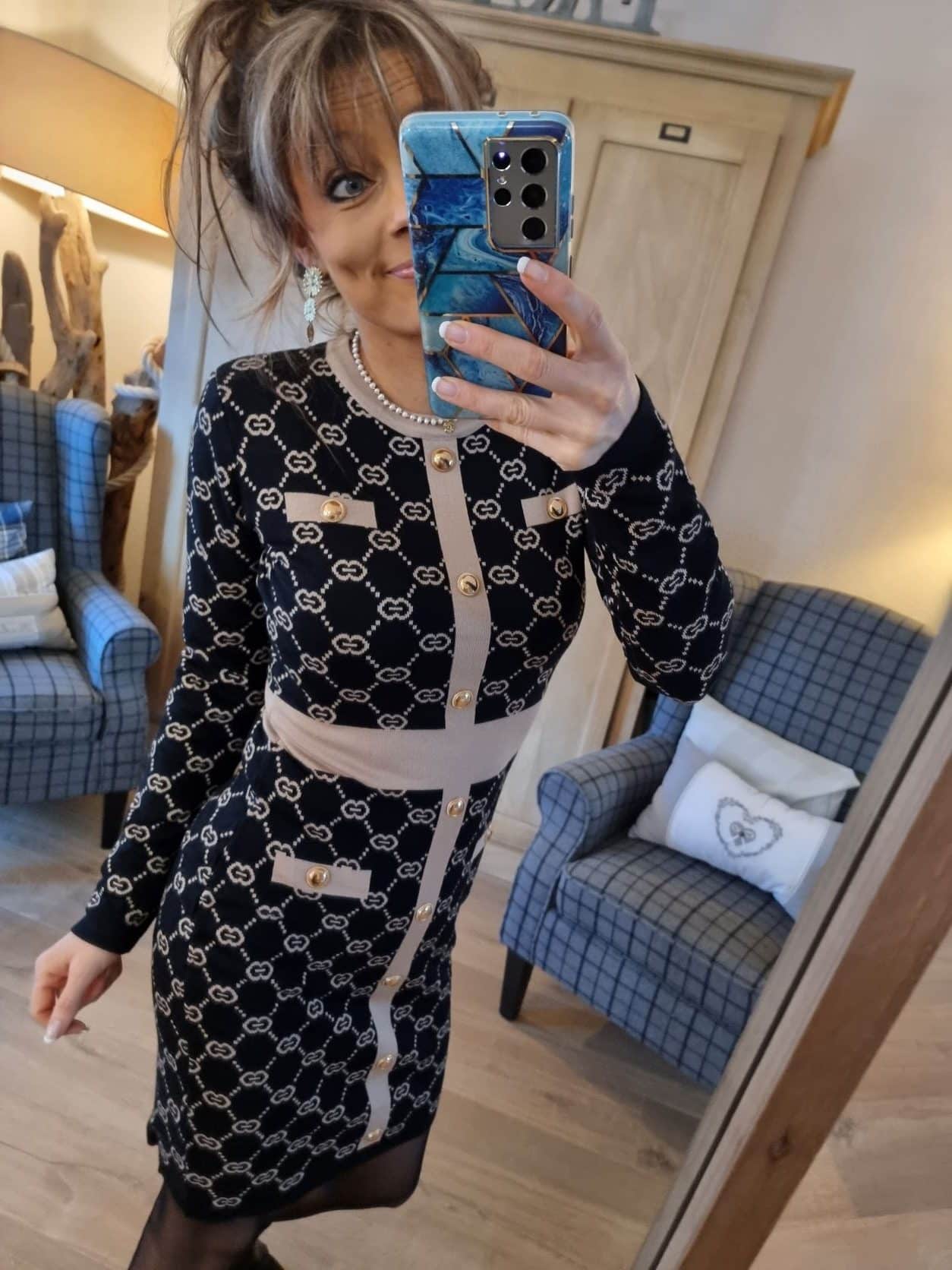 Robe Louise noire manches longues