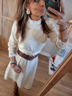 Robe Beige Col Dentelle