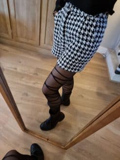 Alternative view of Short Pied de Poule