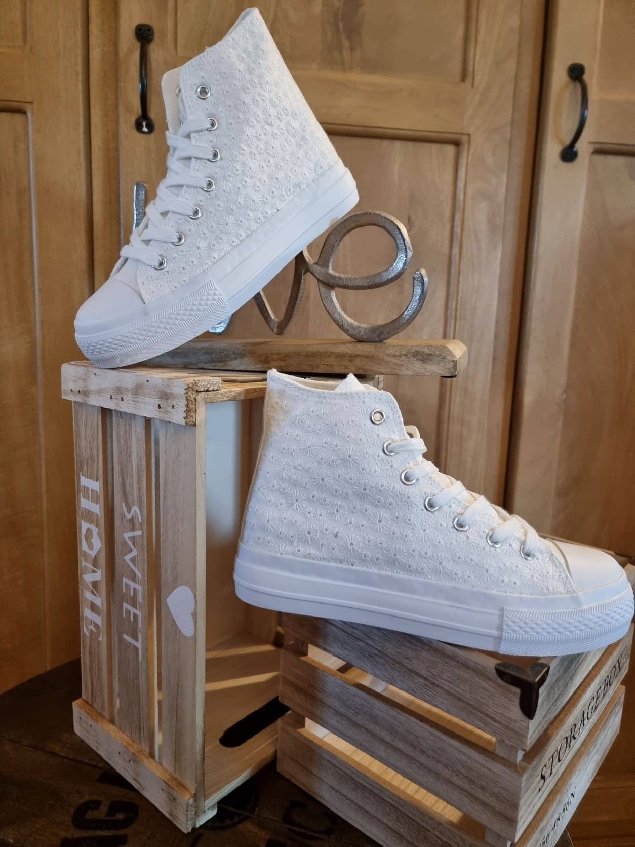 Sneakers Blanches Broderies