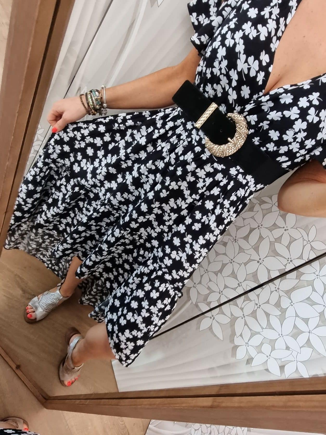 Robe 👗 asymétrique noire - Image 2