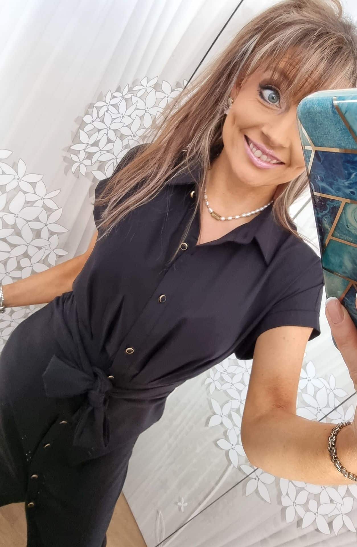Robe 👗 noire 🎀🎀🎀