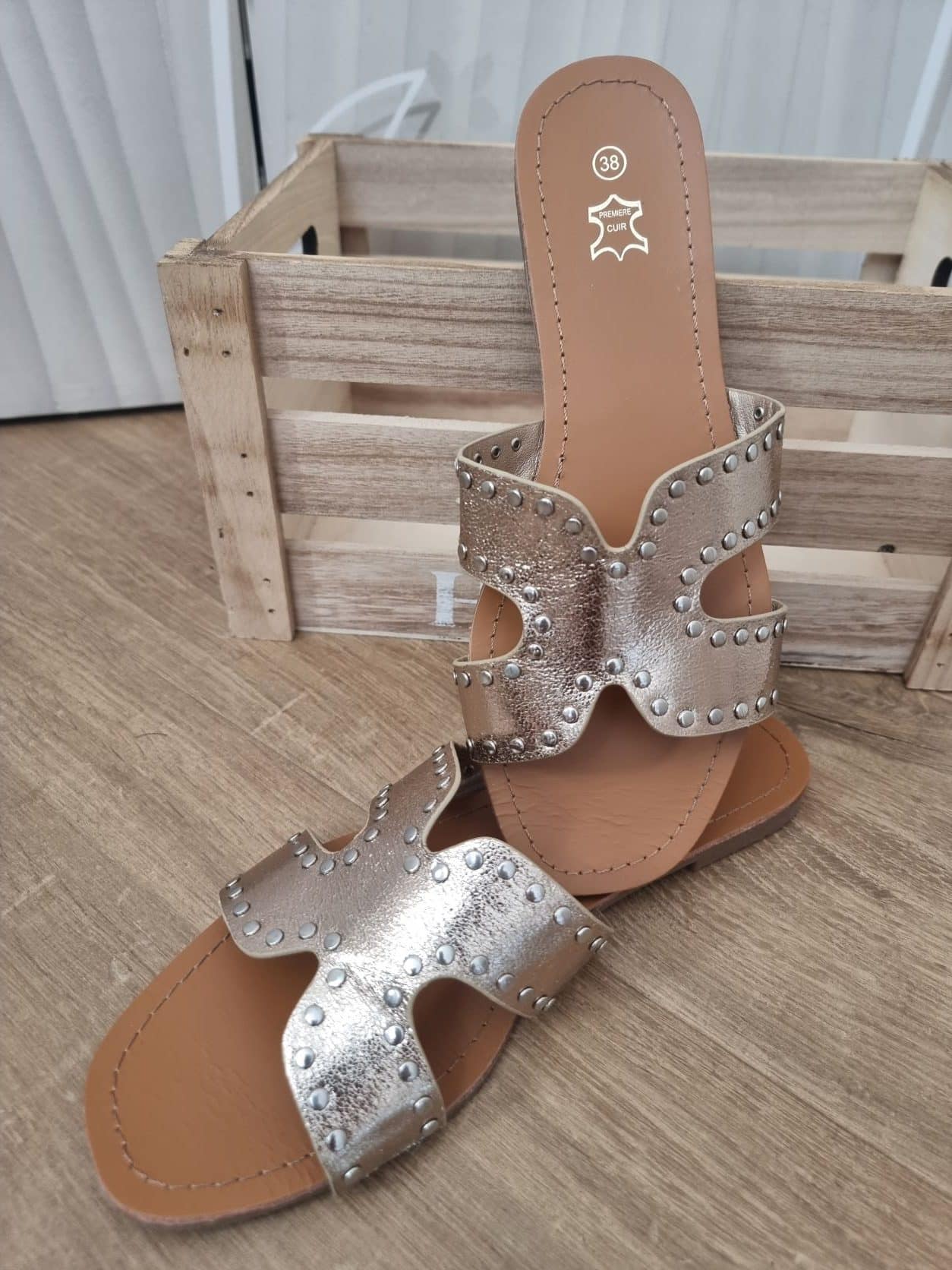 Mules dorées👡