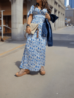 Alternative view of Robe Ellison✨