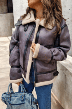 Alternative view of Manteau Mila