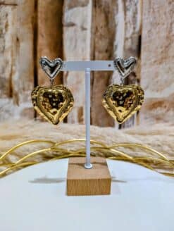 Alternative view of Boucles Doubles Cœurs
