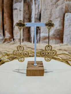 Alternative view of Boucles Doubles Trèfles