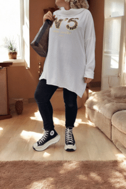 Alternative view of Pull Blanc N°5