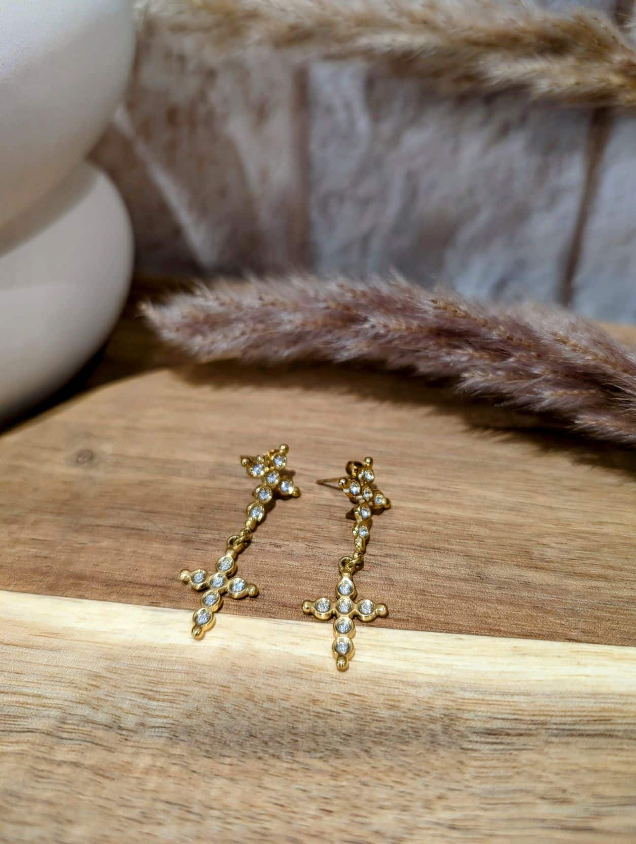 Boucles Doubles Croix Strass – Image 3