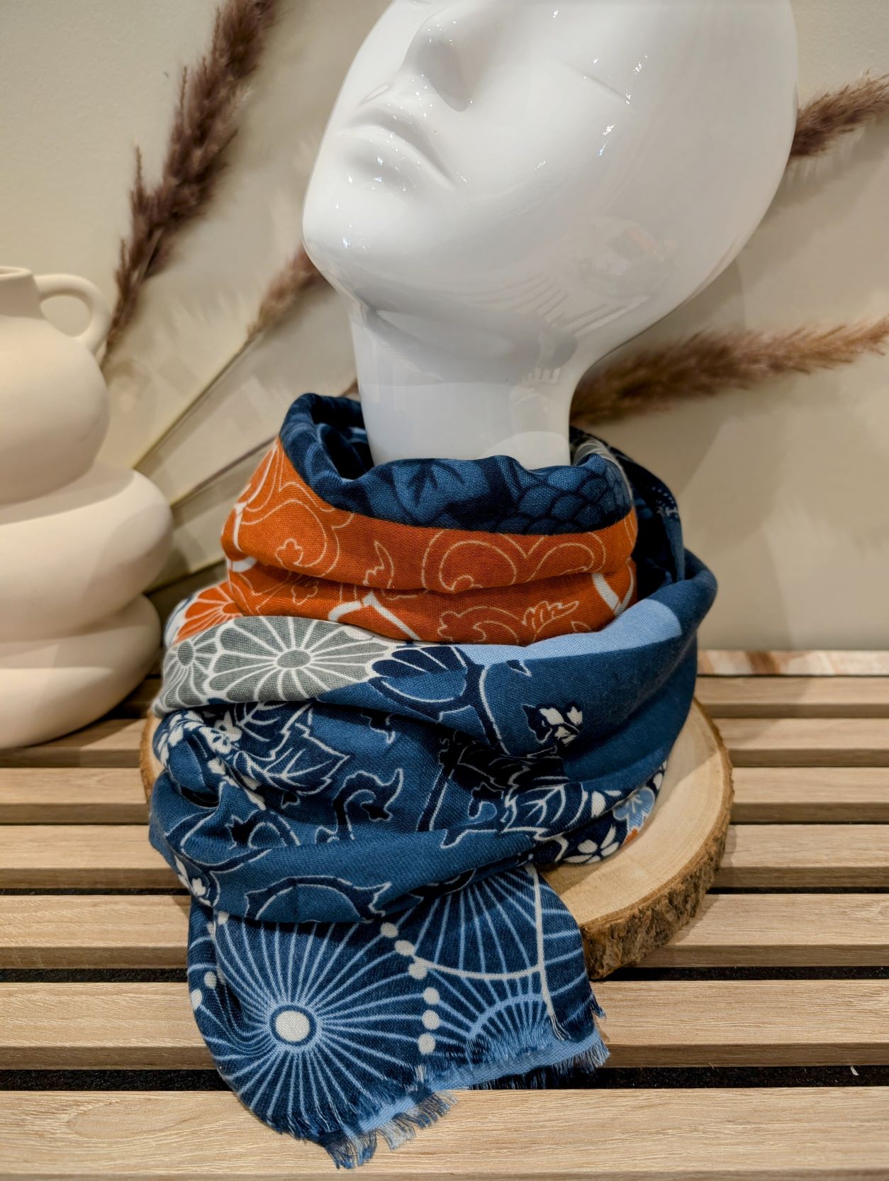 Echarpe Gérard Pasquier Bleue – Image 4