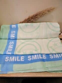 Alternative view of Echarpe Smile☺️