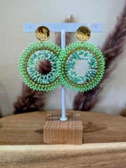 Alternative view of Boucles Perles Vertes