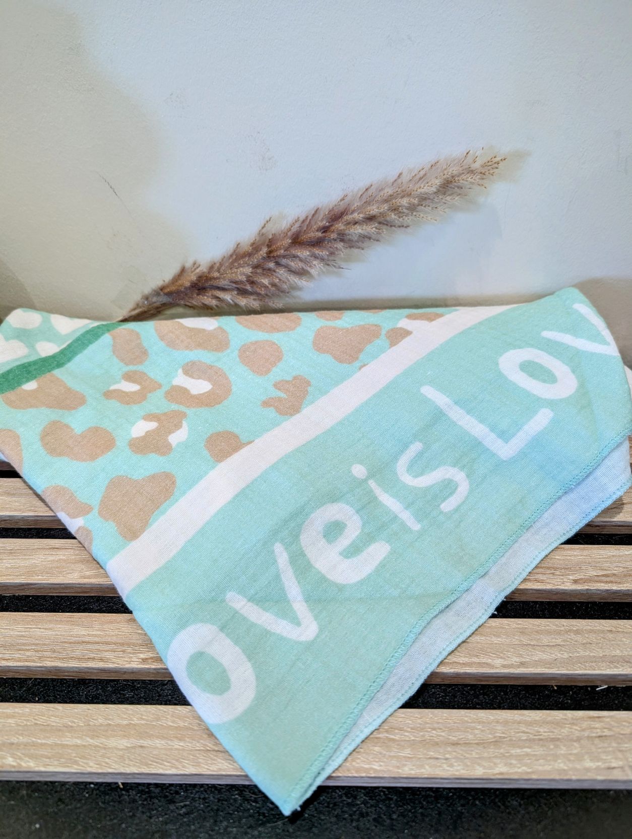 Echarpe Loveis Léopard Verte – Image 2