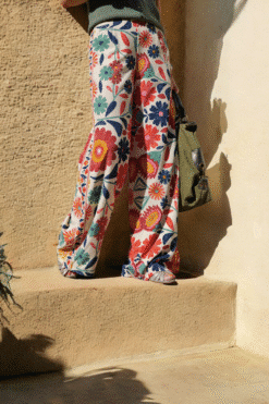 Alternative view of Pantalon Esteban