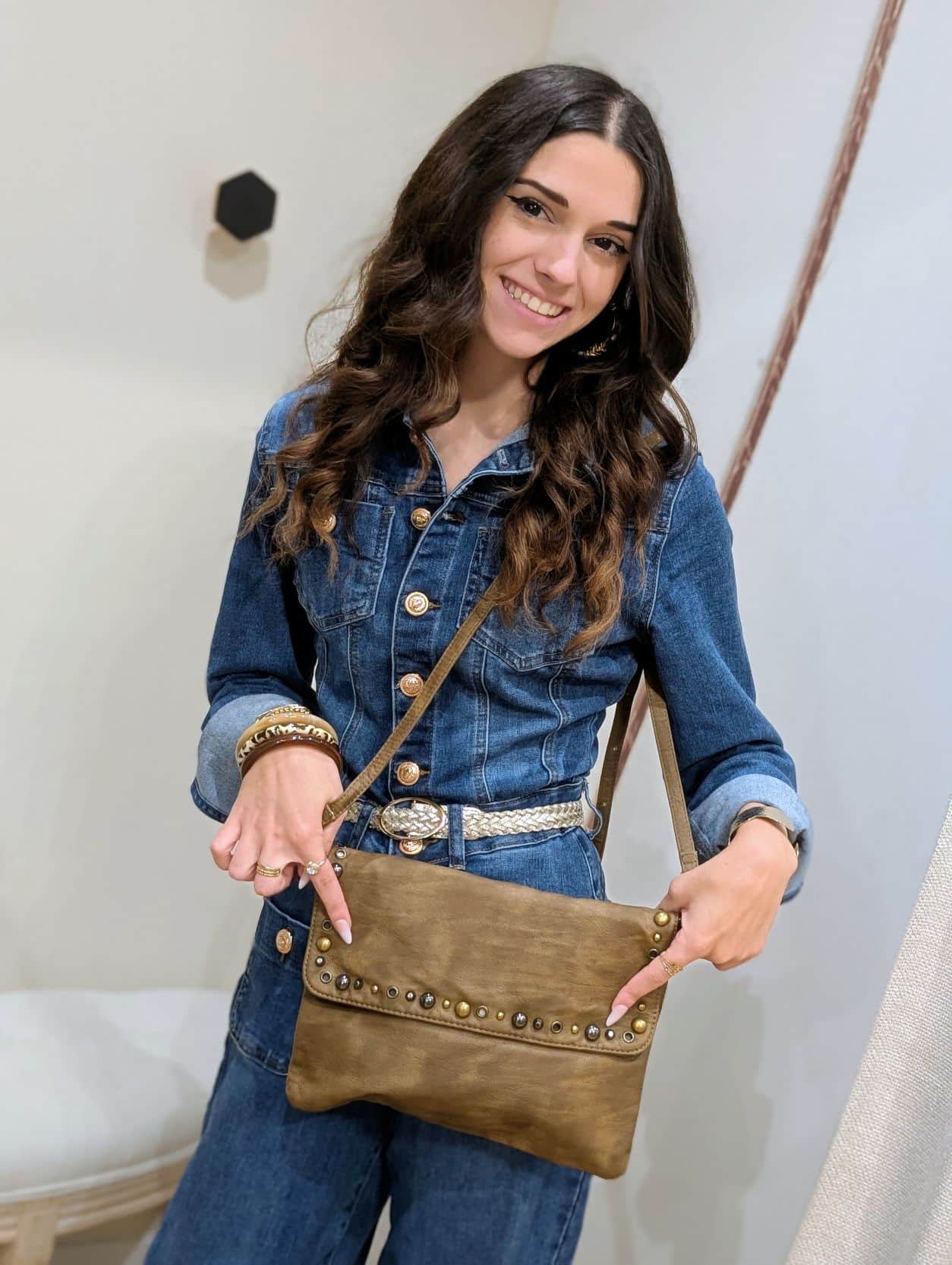 Sac Clouté Taupe – Image 4