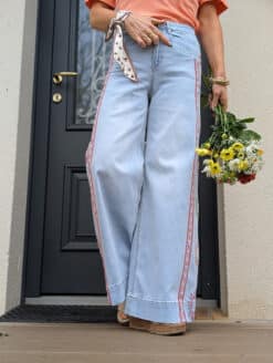 Alternative view of Pantalon Helias